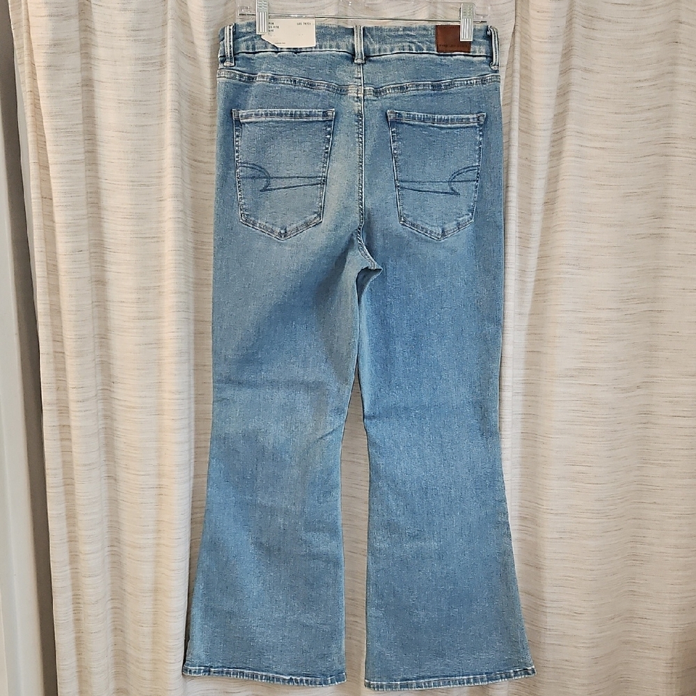 NWT American Eagle Super High Rise Flare Size 12 Short - Picture 4 of 8